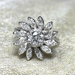 Vintage 14k White Gold 1.25ct Diamond Sunflower Halo Ring